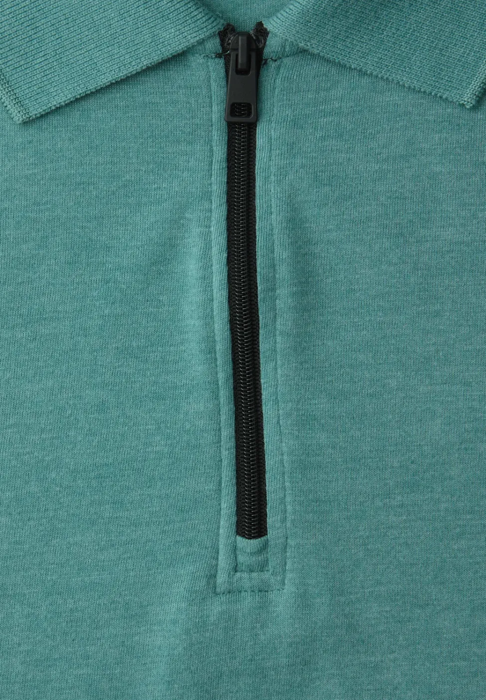 Polo à manches courtes en look mélangé