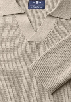 Polo structuré