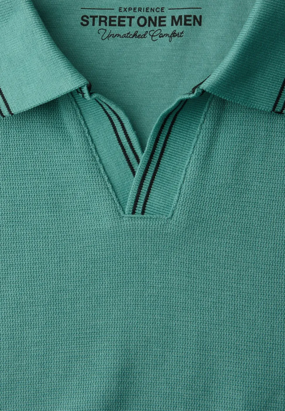 Polo structuré