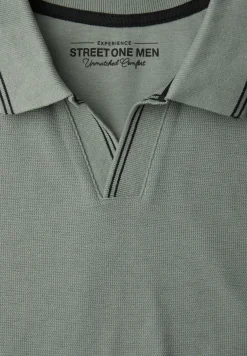 Polo structuré
