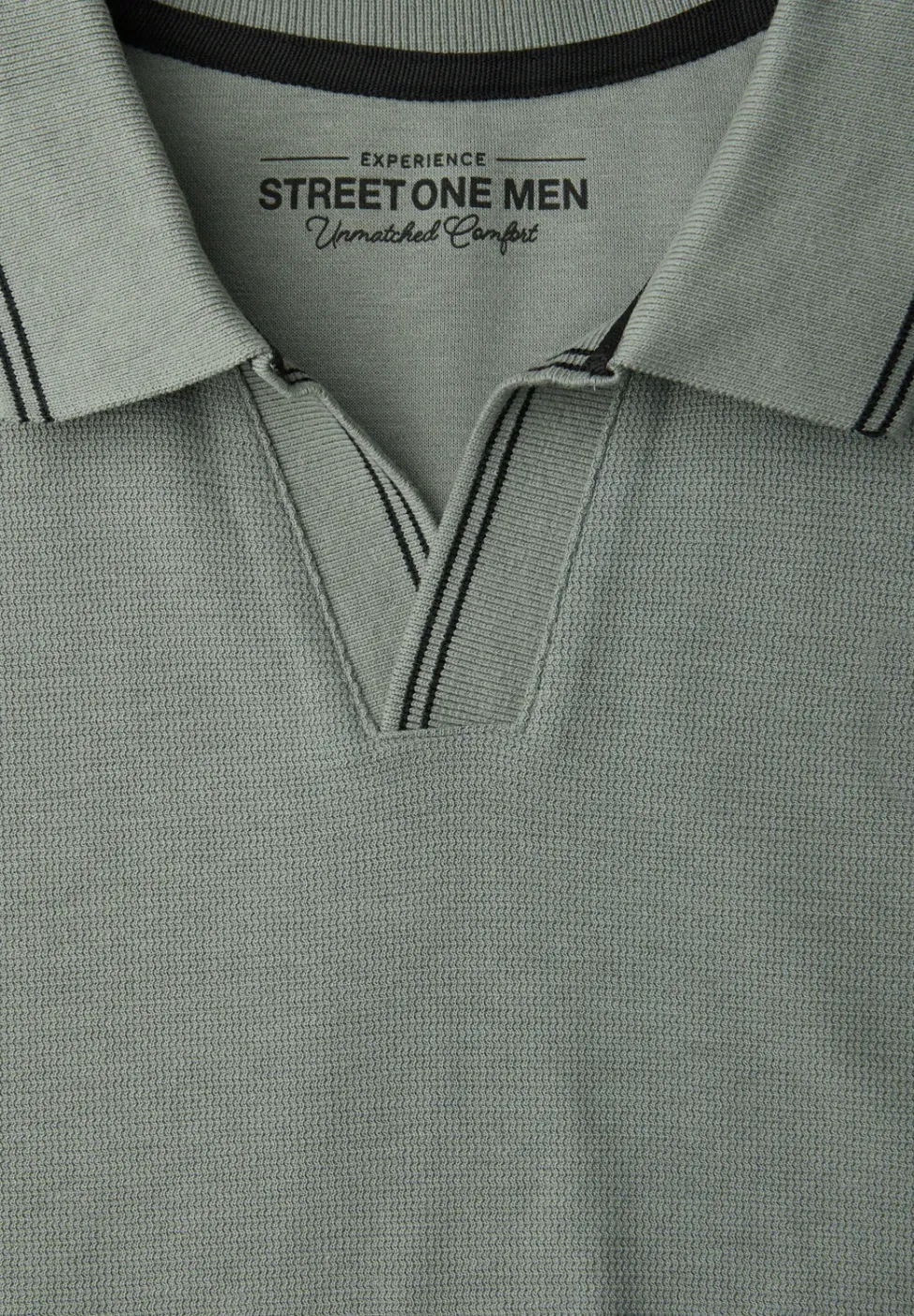 Polo structuré