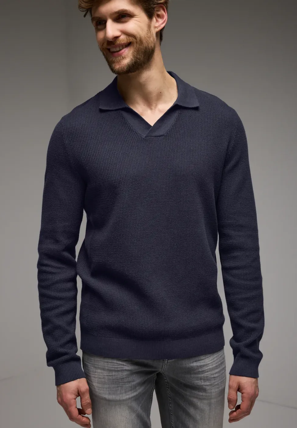 Polo structuré