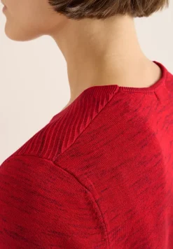 Pull à col en V