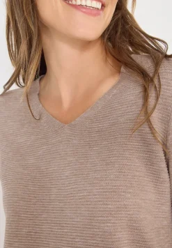 Pull à col en V