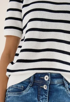 Pull à manches courtes avec structure et rayures