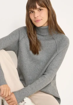 Pull à structure mixte
