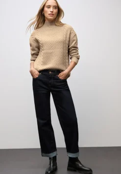 Pull à torsades