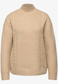 Pull à torsades