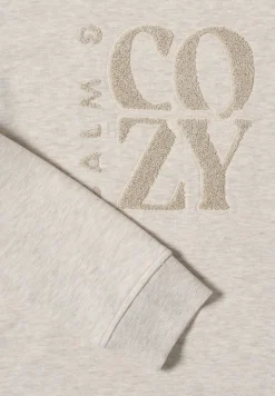 Pull avec broderie