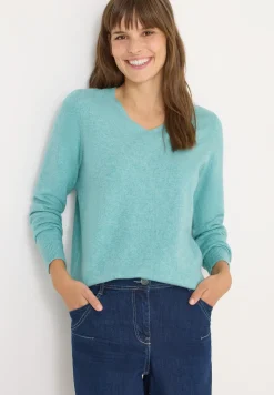 Pull douillet à col en V