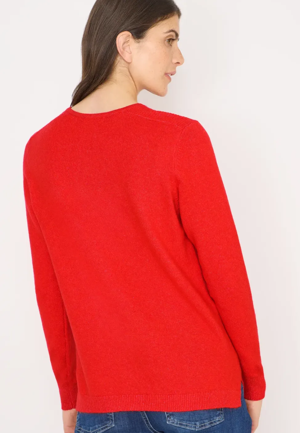 Pull douillet à col en V