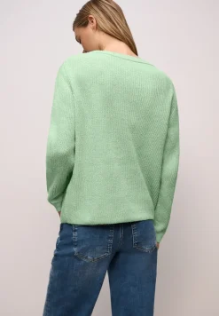 Pull en chenille