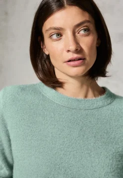 Pull en fil de plume