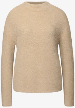Pull en fil de plume