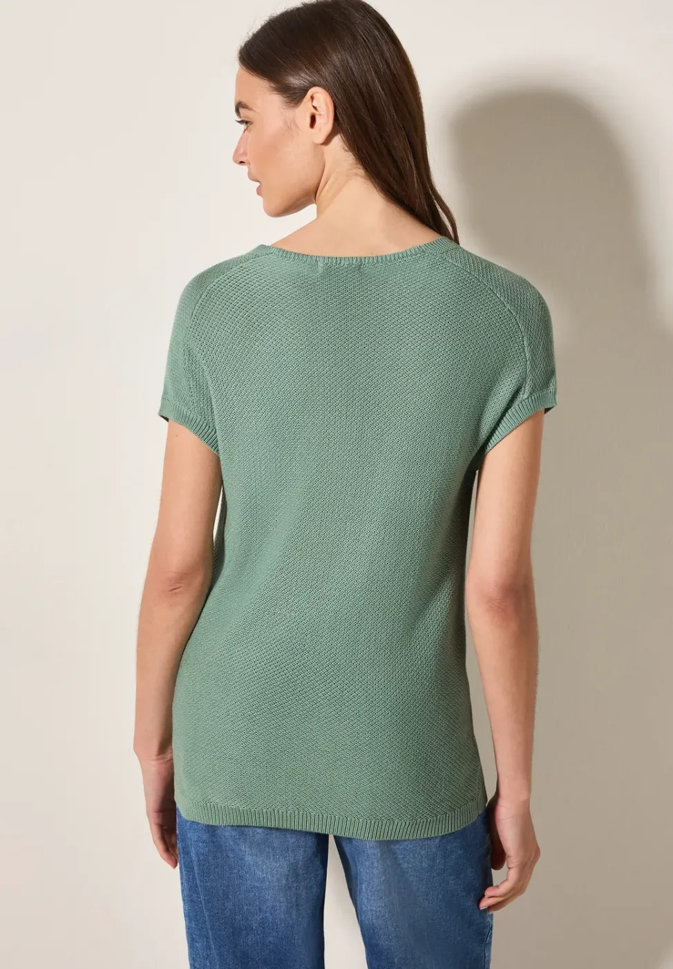 Pull structuré sans manches