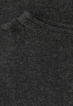 Pull avec ourlet roulé