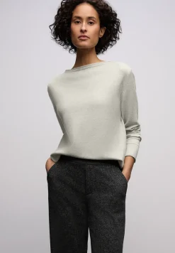 Pull avec ourlet roulé