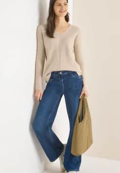 Pull à col en V