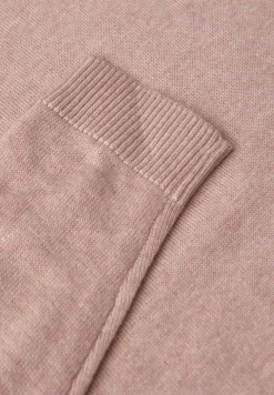 Pull à col en V