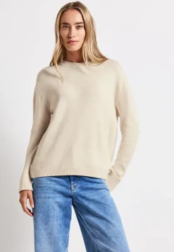 Pull à col rond