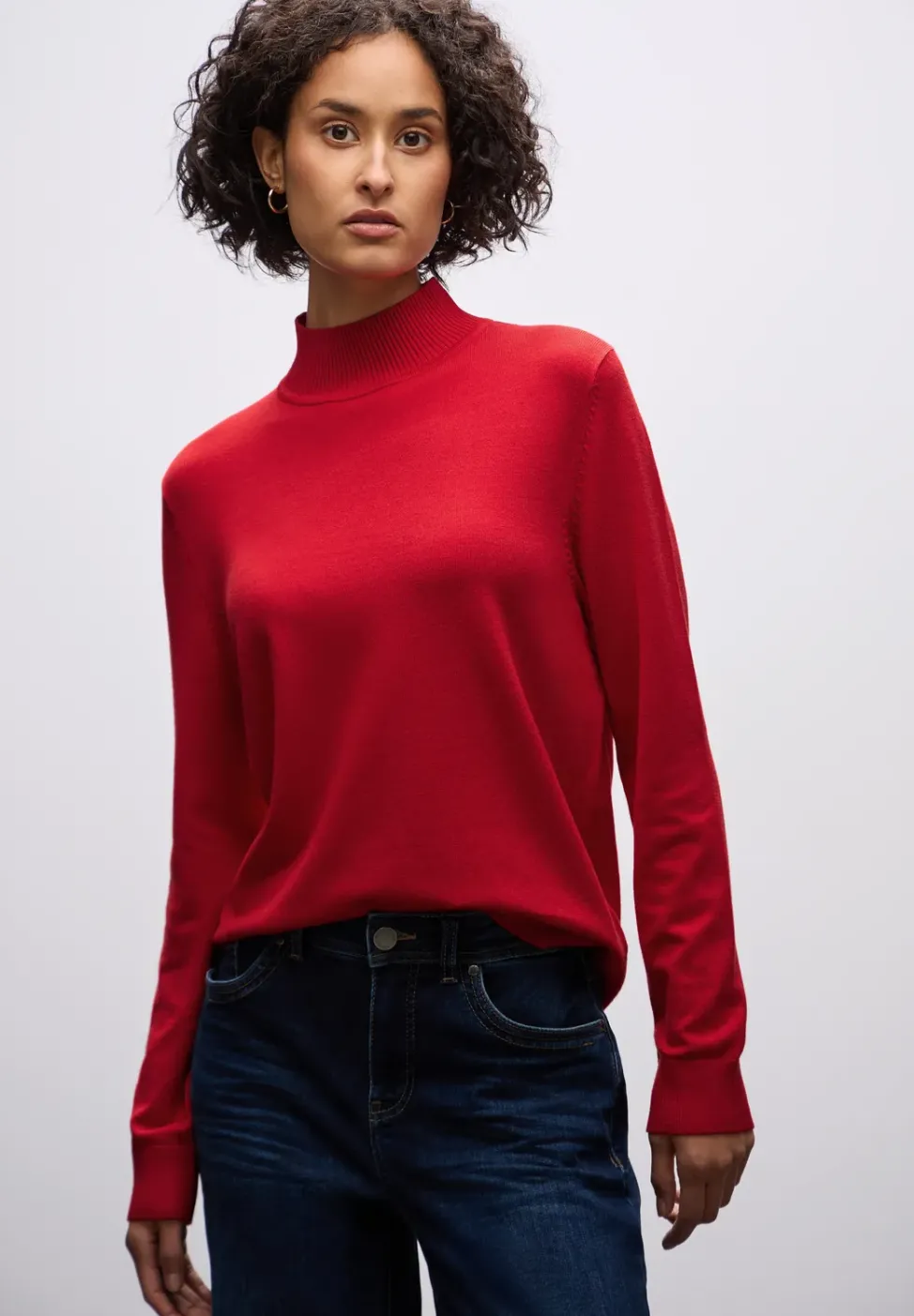 Pull à col tourbillon
