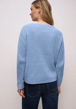 Pull en chenille