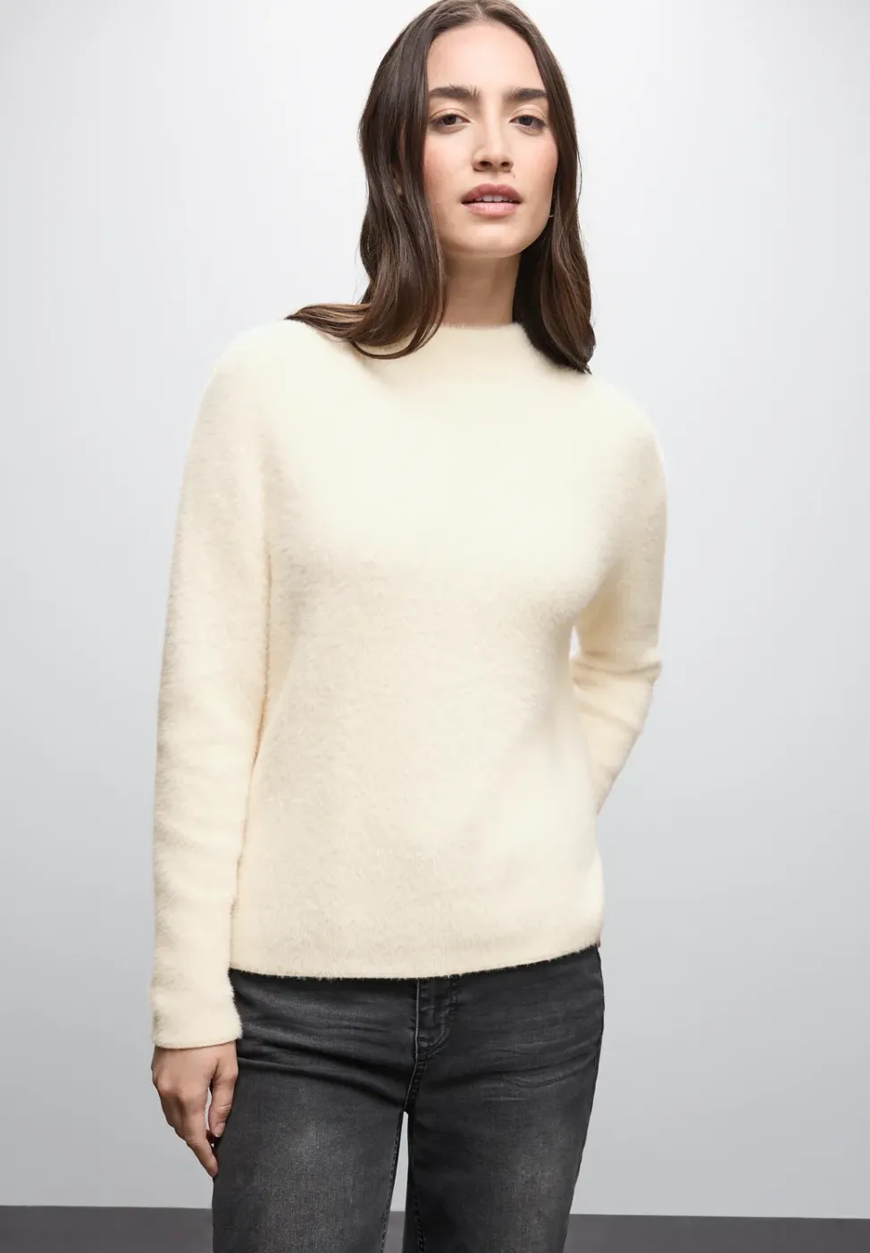 Pull en fil de plume