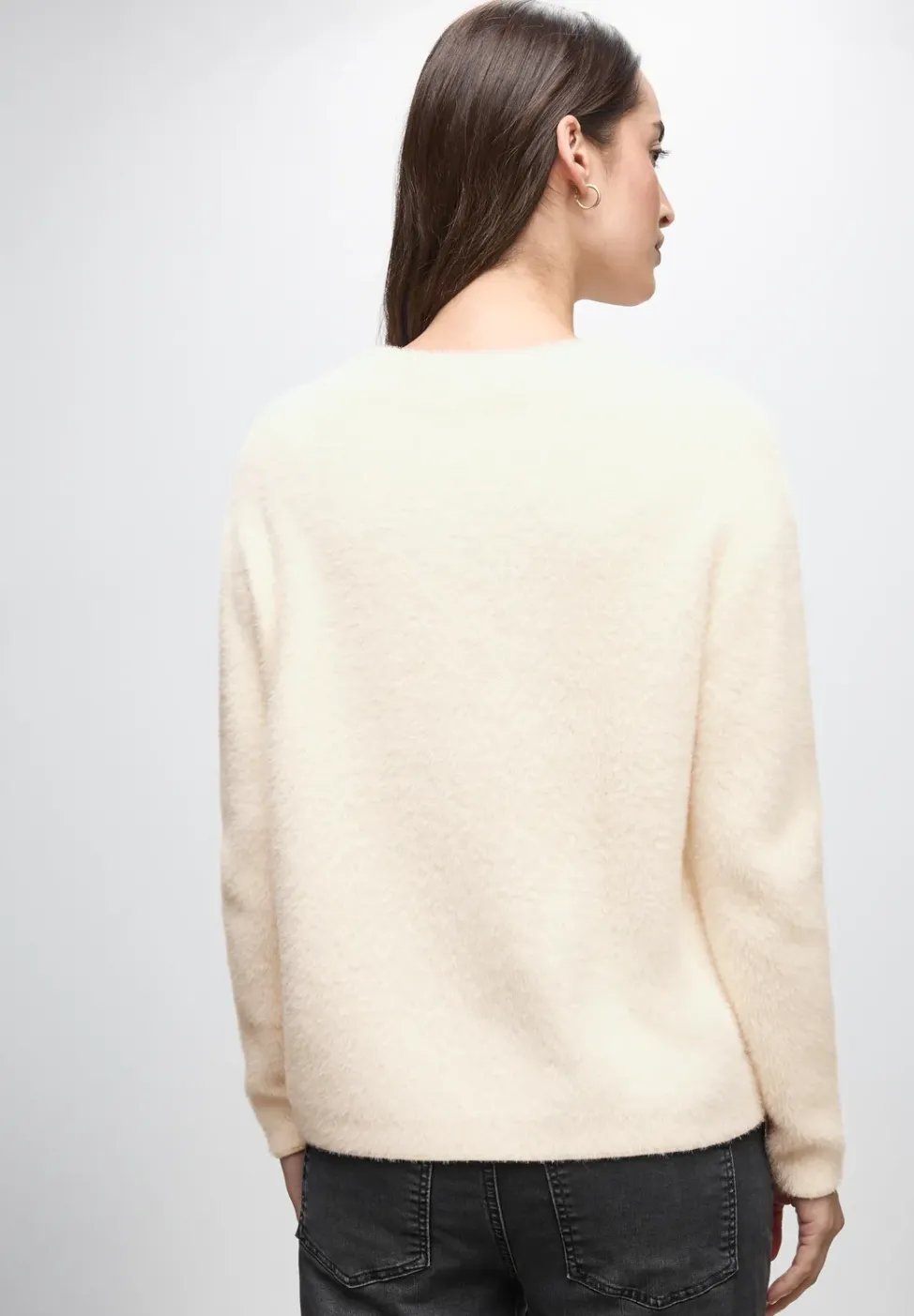 Pull en fil de plume