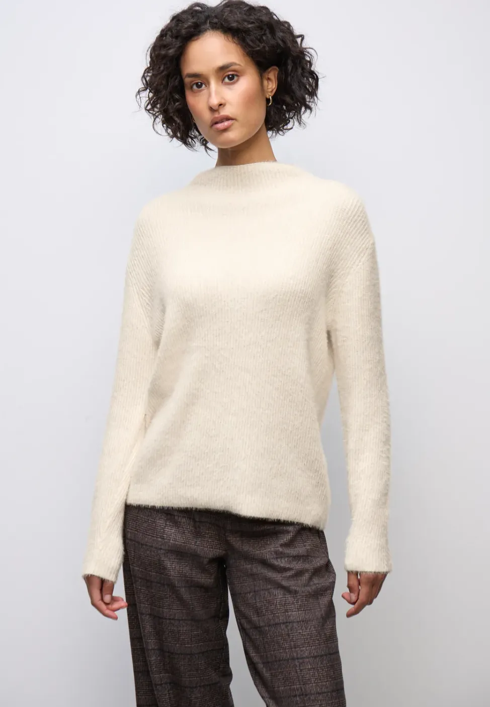 Pull en fil de plume