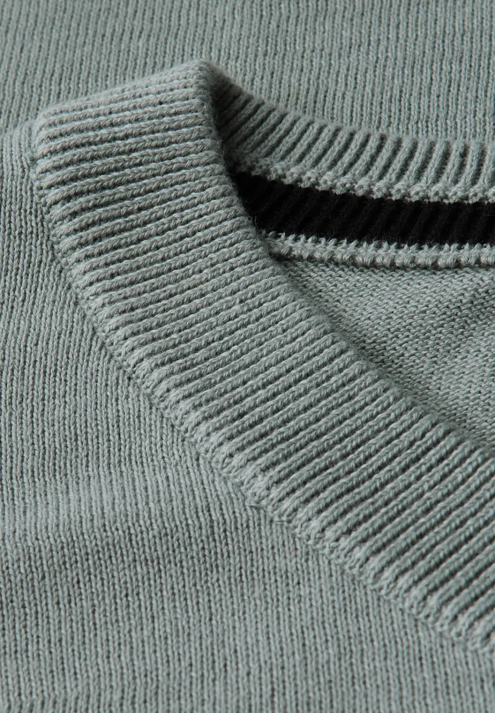 Pull en tricot basique à col en V