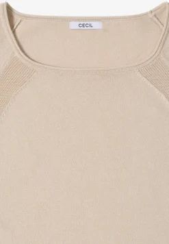 Pull-over avec détail structuré