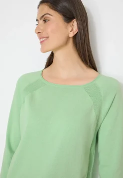 Pull-over avec détail structuré