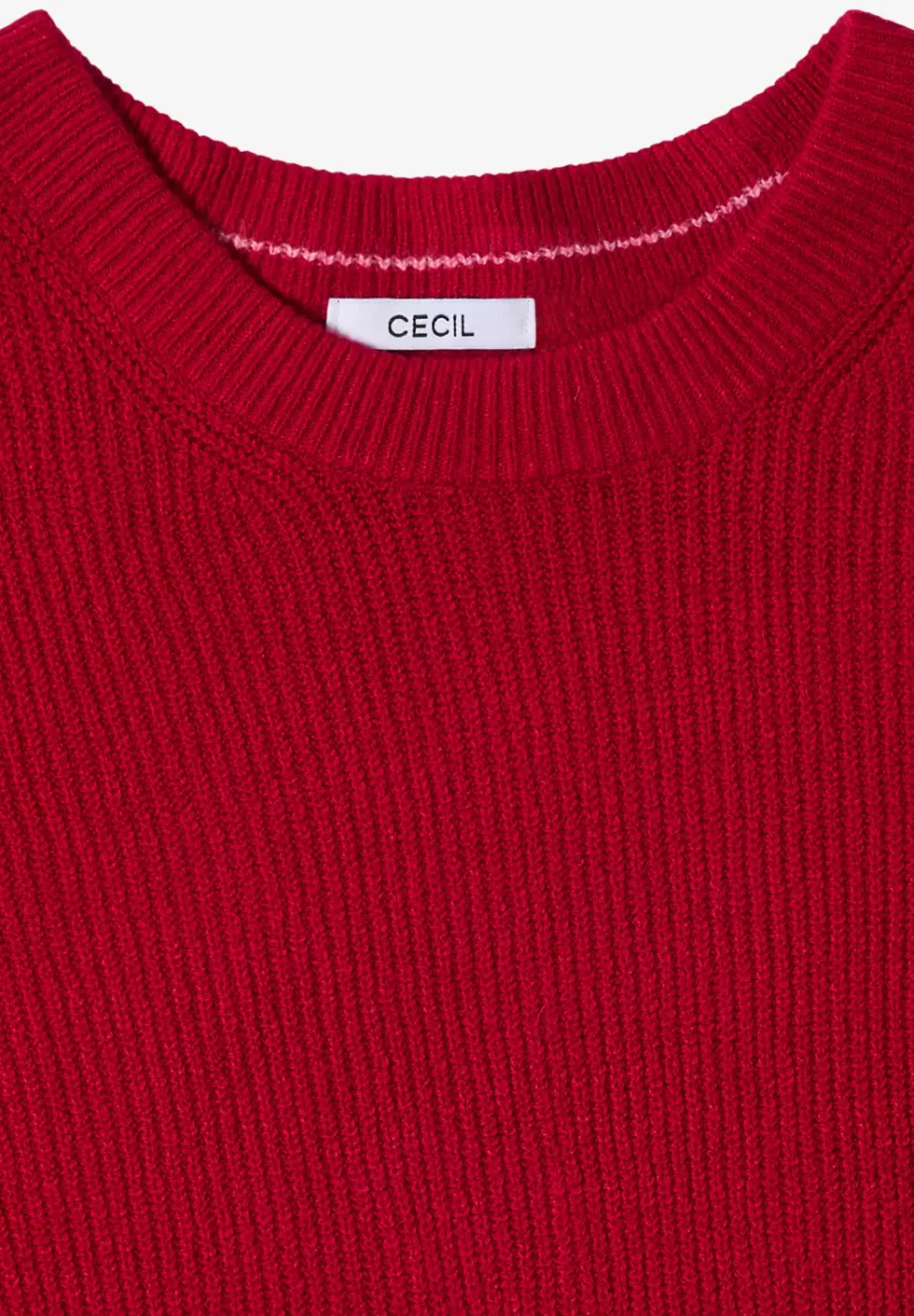 Pull-over avec détails structurés