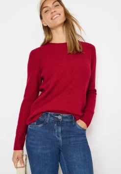 Pull-over avec détails structurés