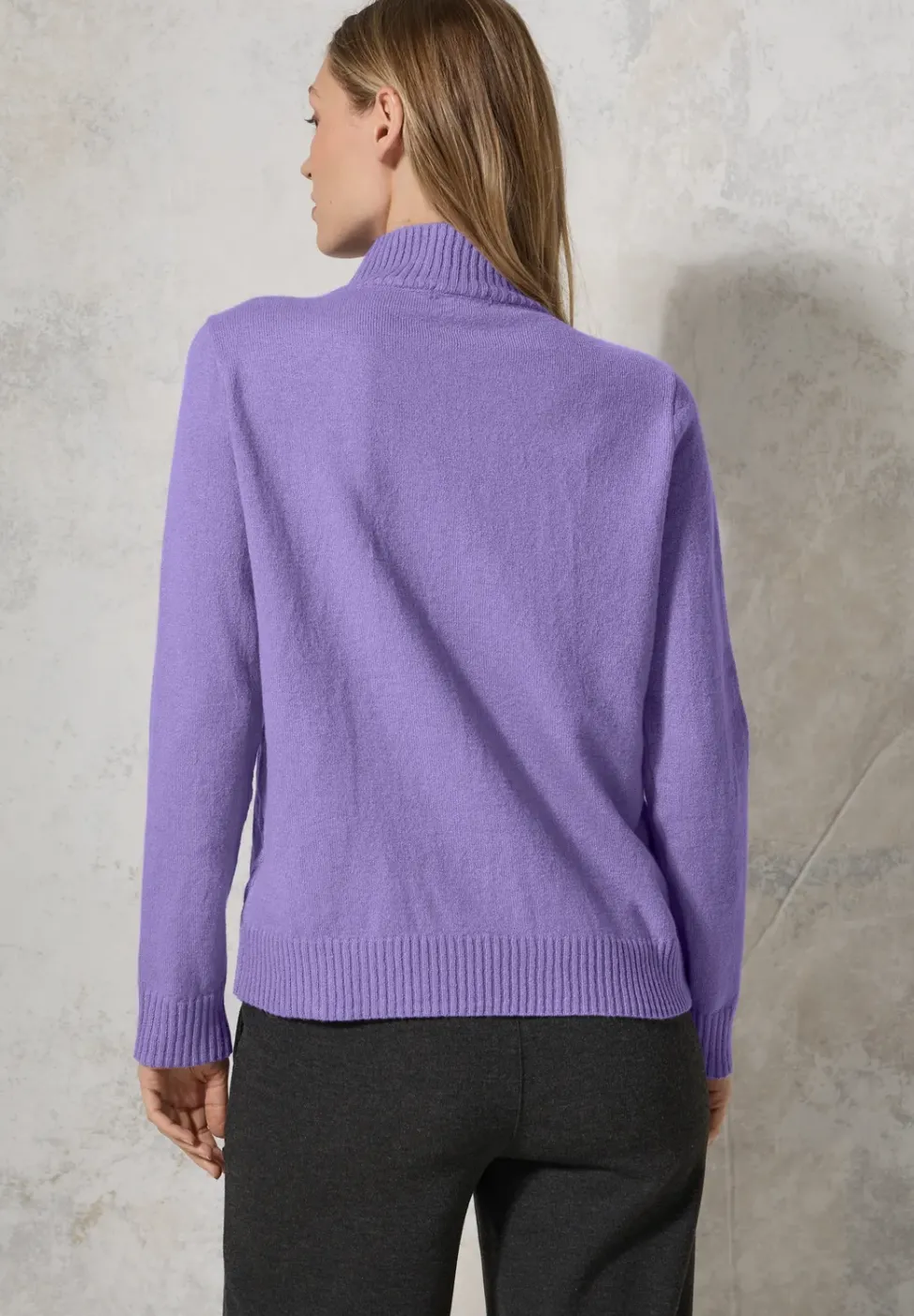 Pull-over jacquard en couleur unie