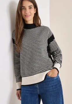 Pull-over structuré