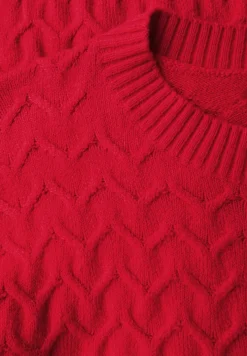 Pull structuré douillet