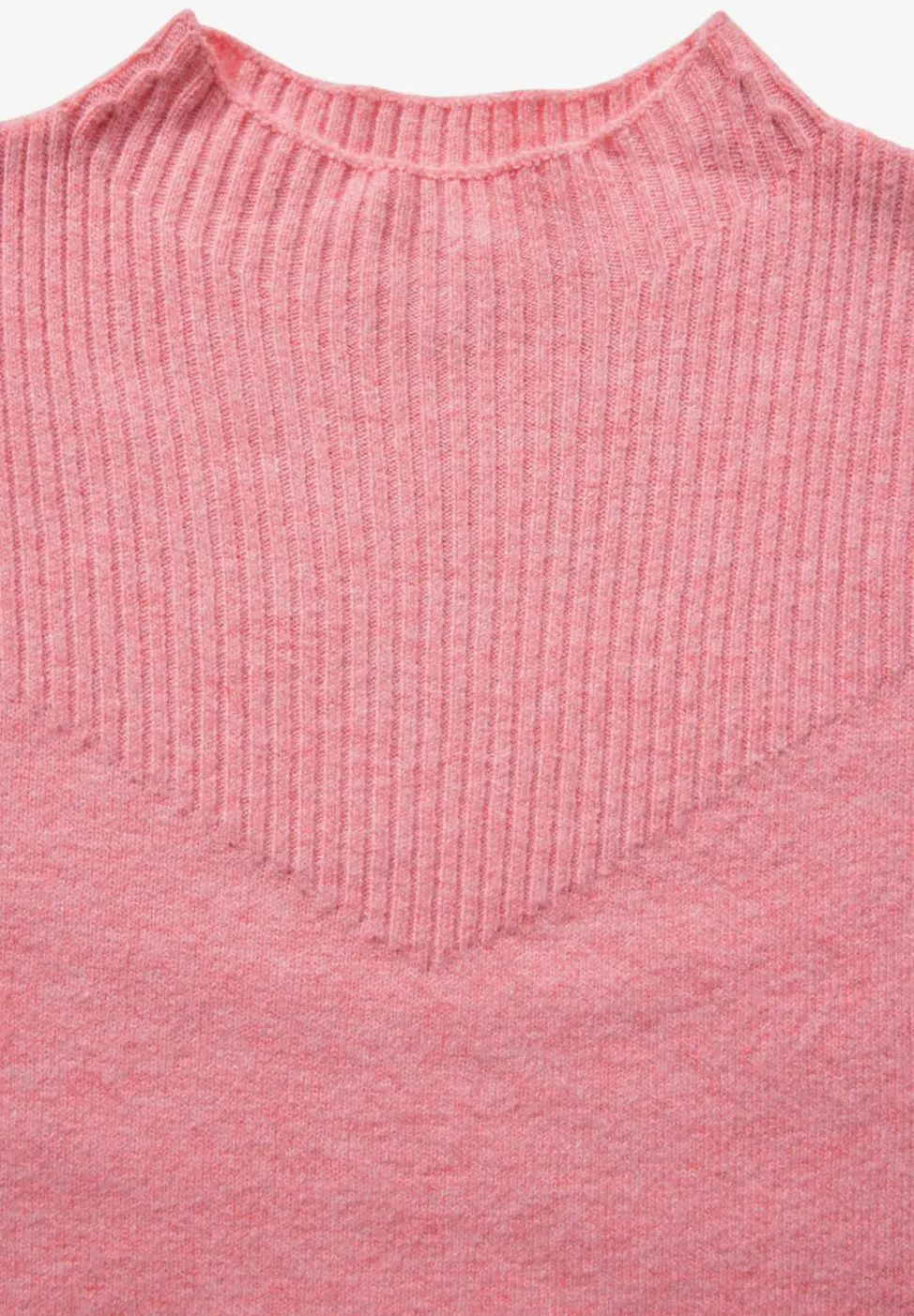 Pull à structure mixte