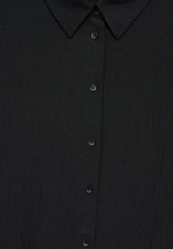 Robe avec structure