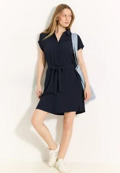 Robe avec structure