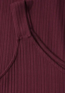 Robe à bretelles en couleur unie