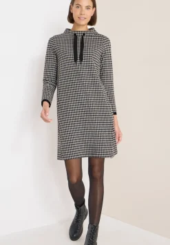 Robe à carreaux