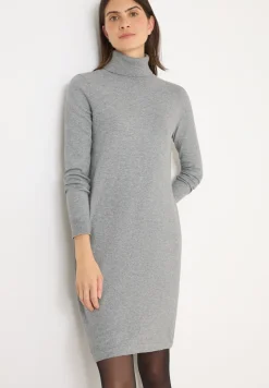 Robe douillette à col roulé