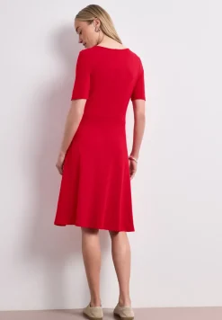 Robe en jersey à manches courtes