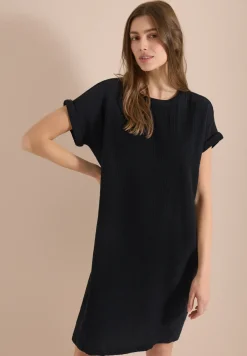 Robe en mousseline à manches courtes