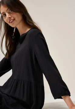 Robe en seersucker avec volants