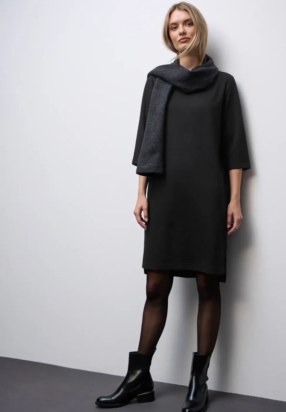 Robe en sweat avec fentes