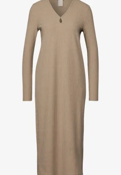 Robe en tricot côtelé