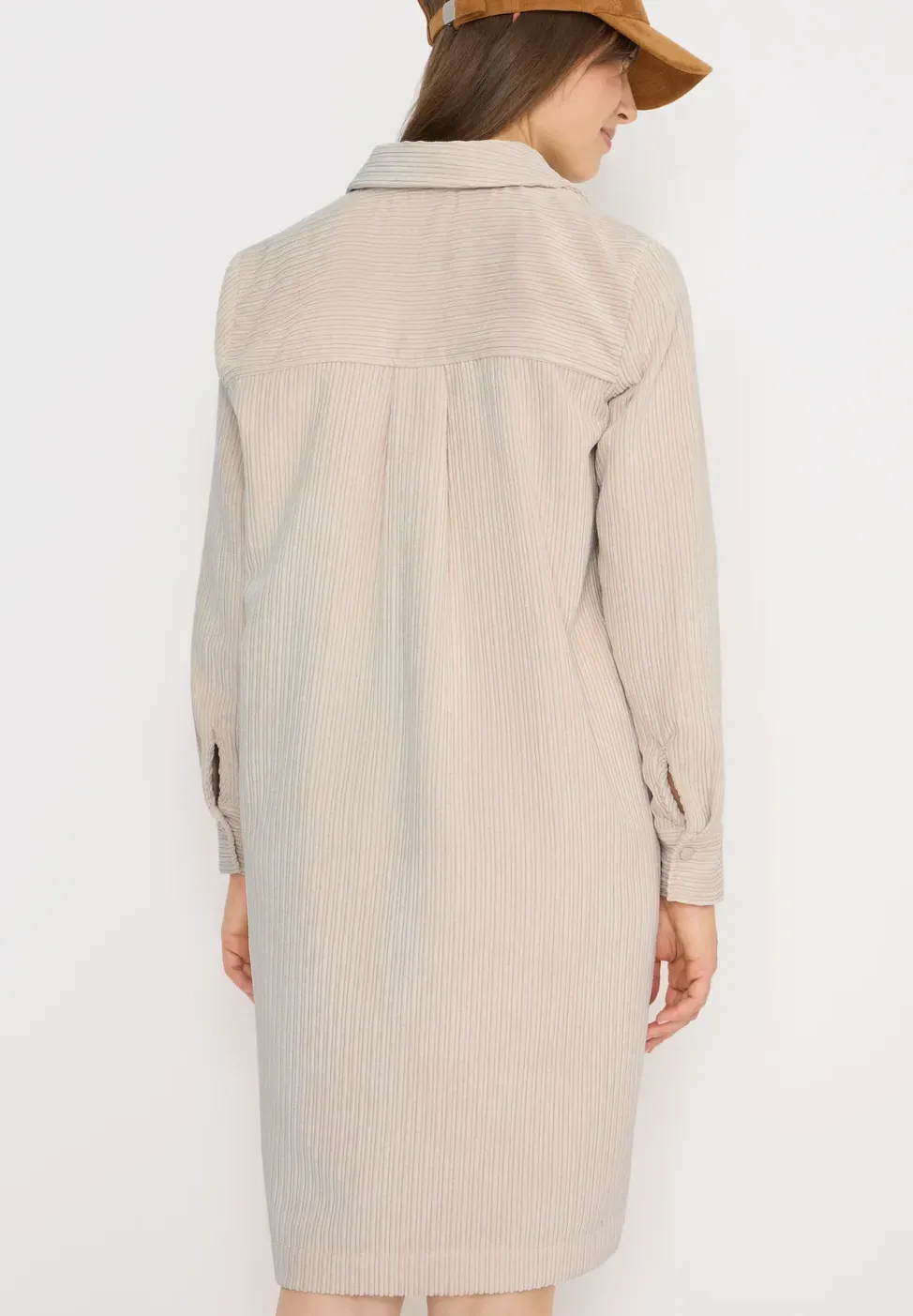 Robe en velours côtelé