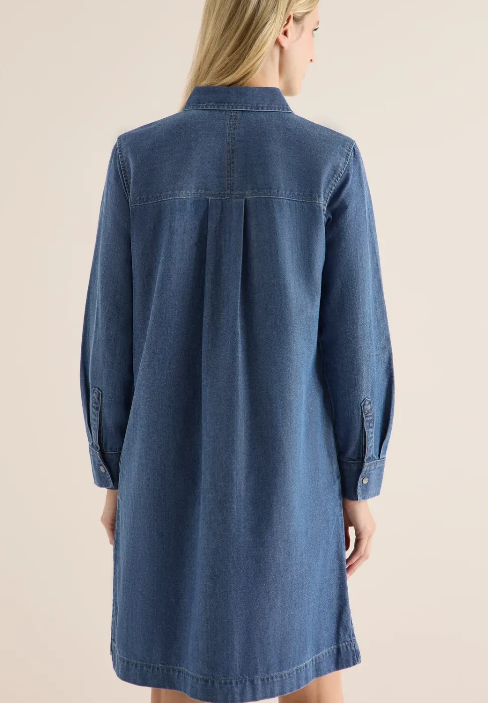 Robe à l'aspect denim